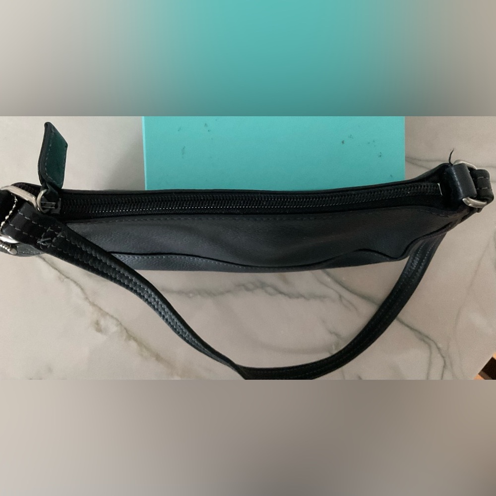 Tignanello Black leather small shoulder purse - Picture 12 of 12